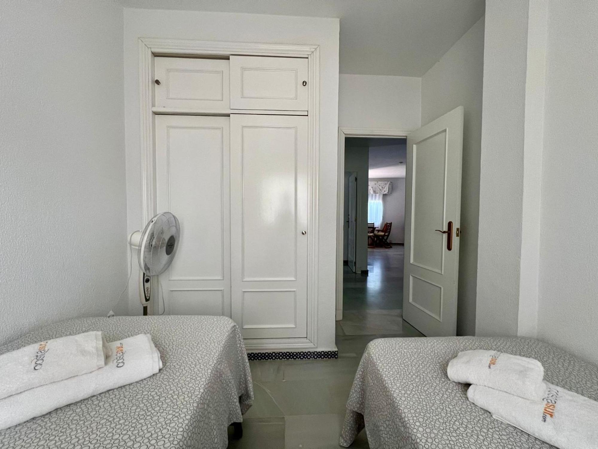 Apartamento Alextia La Barrosa - con WiFi Chiclana de la Frontera Esterno foto